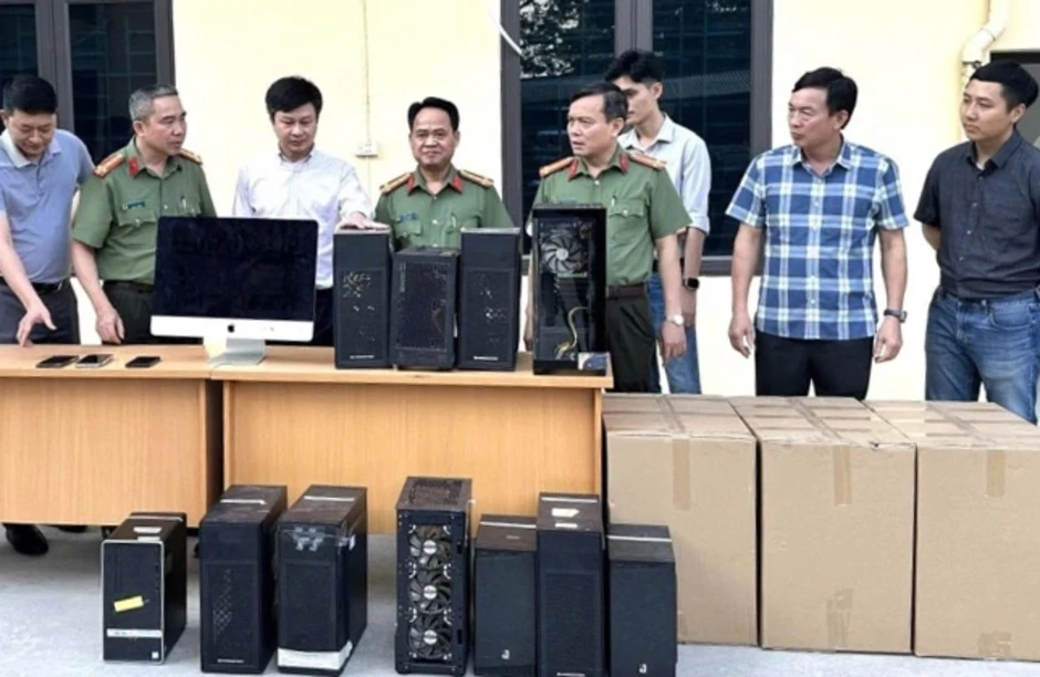 Bước ngoặt sai lầm của nam sinh lớp 12 dùng mã độc xâm nhập 94.000 máy tính Bước ngoặt sai lầm của nam sinh lớp 12 dùng mã độc xâm nhập 94.000 máy tính