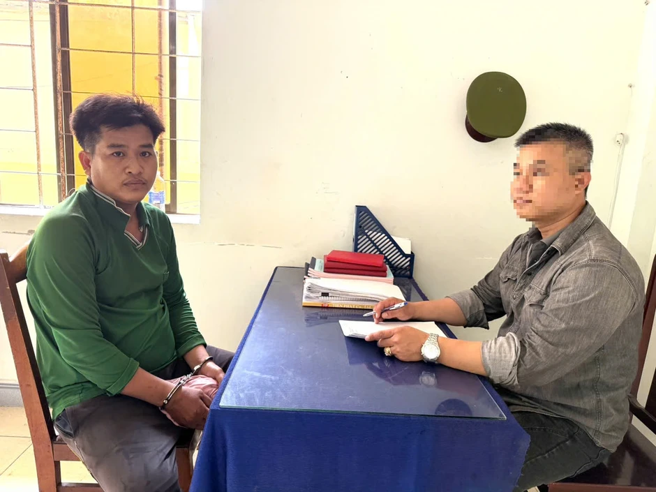 Cà Mau bắt giữ đối tượng bị truy nã về hành vi hiếp dâm Cà Mau bắt giữ đối tượng bị truy nã về hành vi hiếp dâm