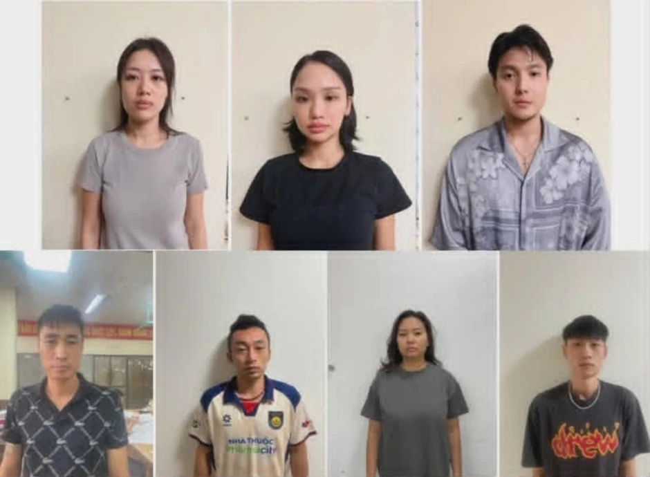 Ca sĩ Miu Lê bị bắt với cáo buộc tổ chức sử dụng ma túy Ca sĩ Miu Lê bị bắt với cáo buộc tổ chức sử dụng ma túy