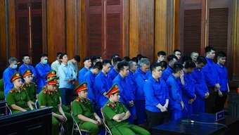 Các thành viên nhóm “Phế liệu chiến tranh BW” lãnh án