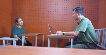 Cần Thơ: Phá đường dây đưa người sang Malaysia khai thác hải sản trái phép