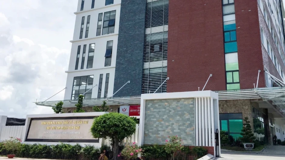Cần Thơ: Phát hiện bệnh viện xả nước thải chưa qua xử lý ra môi trường Cần Thơ: Phát hiện bệnh viện xả nước thải chưa qua xử lý ra môi trường