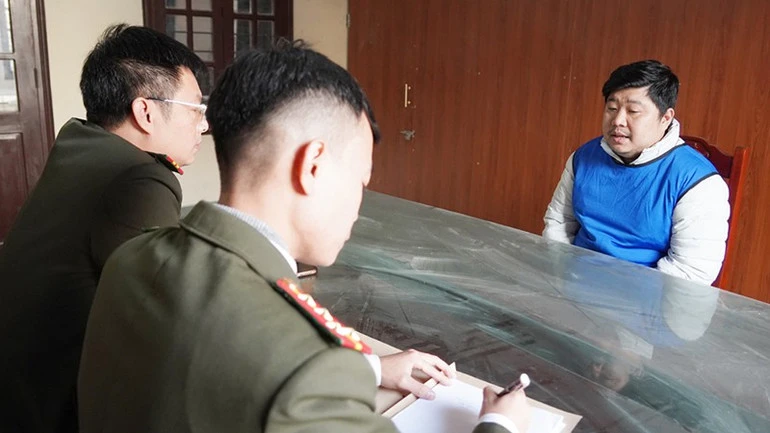 Cảnh giác trước các lời mời gọi đầu tư trên không gian mạng Cảnh giác trước các lời mời gọi đầu tư trên không gian mạng