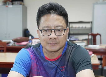 Cảnh sát bắt quả tang đội trưởng kiểm tra thuế tống tiền doanh nghiệp