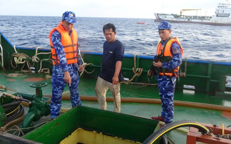 Cảnh sát biển triệt phá nhiều vụ án ma túy và buôn lậu trên biển Cảnh sát biển triệt phá nhiều vụ án ma túy và buôn lậu trên biển