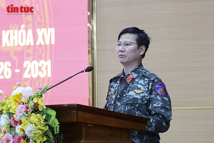 Cảnh sát đặc nhiệm sẵn sàng bảo đảm an ninh cho cuộc bầu cử Quốc hội khóa XVI Cảnh sát đặc nhiệm sẵn sàng bảo đảm an ninh cho cuộc bầu cử Quốc hội khóa XVI