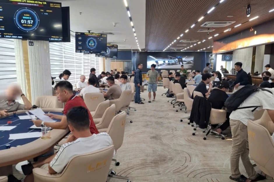 Cảnh sát đột kích sòng Poker trong khách sạn 5 sao ở Đà Nẵng Cảnh sát đột kích sòng Poker trong khách sạn 5 sao ở Đà Nẵng