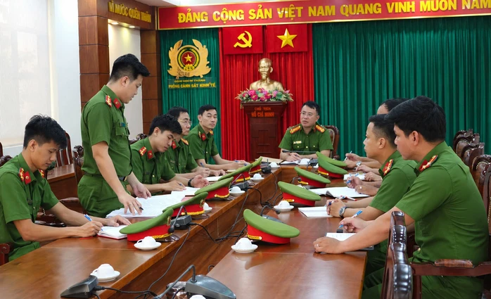 Cảnh sát Kinh tế TPHCM liên tiếp lập chiến công, nhiều gian thương khiếp sợ Cảnh sát Kinh tế TPHCM liên tiếp lập chiến công, nhiều gian thương khiếp sợ