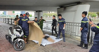 Cảnh sát nỗ lực tìm được người mất tích dưới rạch Kênh Tẻ