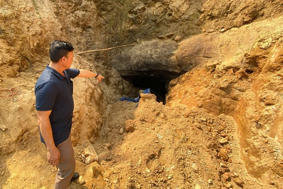 Cảnh sát phát hiện 2 hầm vàng ở Đà Nẵng bị khai thác trái phép Cảnh sát phát hiện 2 hầm vàng ở Đà Nẵng bị khai thác trái phép