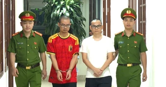 Cảnh sát triệt phá đường dây buôn lậu xe điện từ Trung Quốc về Việt Nam