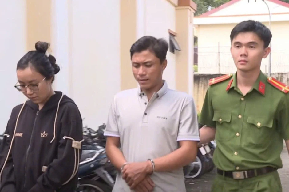 Cặp tình nhân mới ra tù lại "ngựa quen đường cũ" Cặp tình nhân mới ra tù lại "ngựa quen đường cũ"