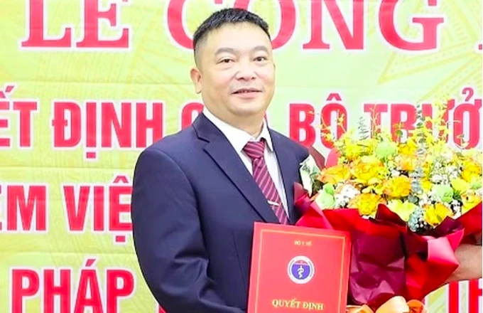 Cặp vợ chồng và 2 cựu Viện trưởng Pháp y tâm thần sắp hầu tòa vụ 'hô biến' tội phạm thành bệnh nhân tâm thần Cặp vợ chồng và 2 cựu Viện trưởng Pháp y tâm thần sắp hầu tòa vụ 'hô biến' tội phạm thành bệnh nhân tâm thần
