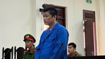 Cha hành hạ con 7 tuổi vì bán vé số không đủ tiền, lĩnh 3 năm tù