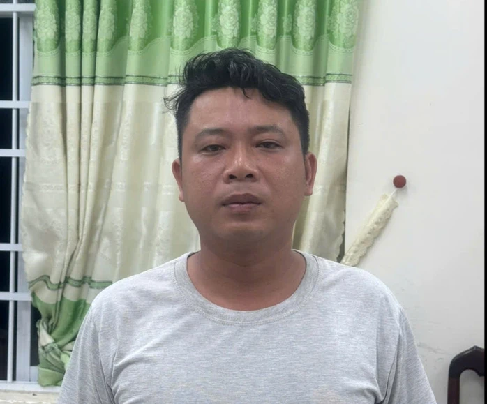 Chân dung vị khách kẹp cổ, đánh tài xế taxi tại TPHCM Chân dung vị khách kẹp cổ, đánh tài xế taxi tại TPHCM