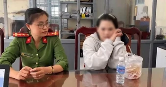 Cháu trộm két sắt chứa tiền, vàng của dì rồi đưa cho bạn quen qua mạng