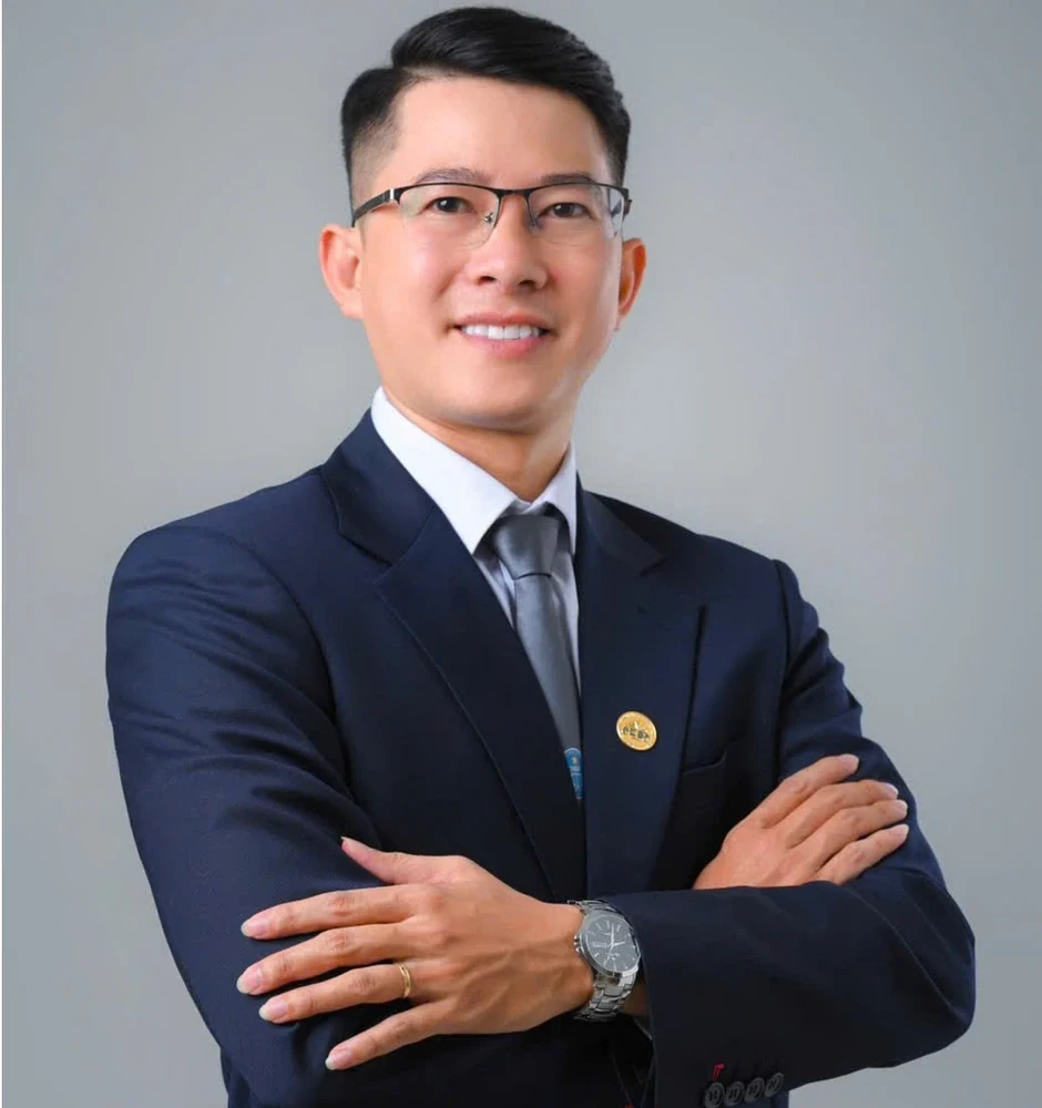 Chạy xe một bánh trên đường: Hệ quả khó lường Chạy xe một bánh trên đường: Hệ quả khó lường