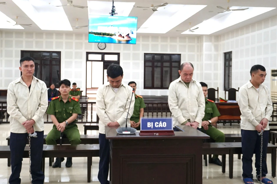 Chê nữ nhân viên rót bia lấy tiền đắt, 2 nhóm người gây náo loạn quán nhậu Chê nữ nhân viên rót bia lấy tiền đắt, 2 nhóm người gây náo loạn quán nhậu