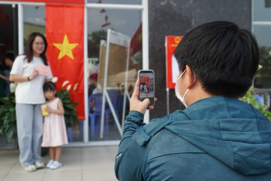 Check-in dịp lễ: Làm sao để chia sẻ khoảnh khắc nhưng không xâm phạm quyền riêng tư? Check-in dịp lễ: Làm sao để chia sẻ khoảnh khắc nhưng không xâm phạm quyền riêng tư?