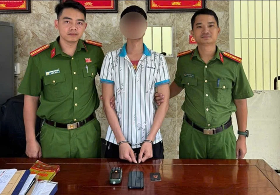 Chiếm giữ 1,3 tỷ đồng của người khác chuyển nhầm, mang sang Campuchia đánh bạc Chiếm giữ 1,3 tỷ đồng của người khác chuyển nhầm, mang sang Campuchia đánh bạc