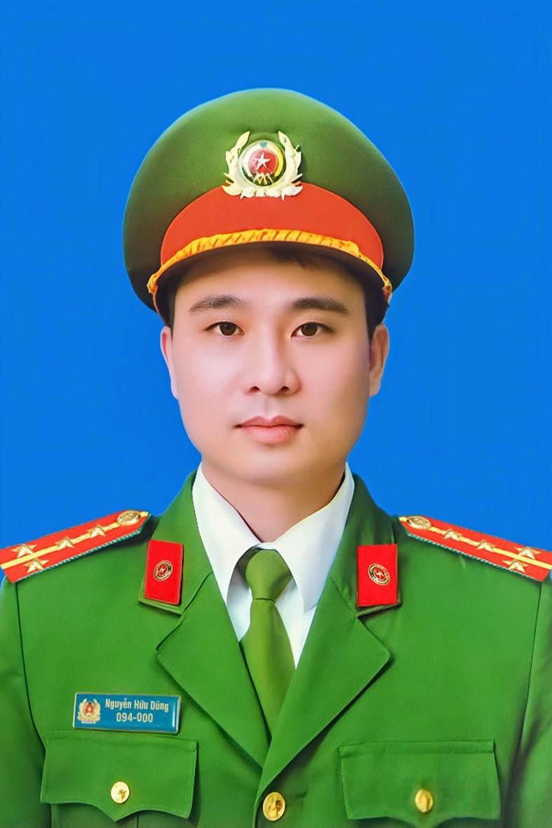 Chiến sĩ trinh sát trẻ trong cuộc truy vết 5.300 tỷ của “đế chế” Mr Pips: "Chúng tôi đi qua từ cơn mưa này đến cơn mưa khác" Chiến sĩ trinh sát trẻ trong cuộc truy vết 5.300 tỷ của “đế chế” Mr Pips: "Chúng tôi đi qua từ cơn mưa này đến cơn mưa khác"
