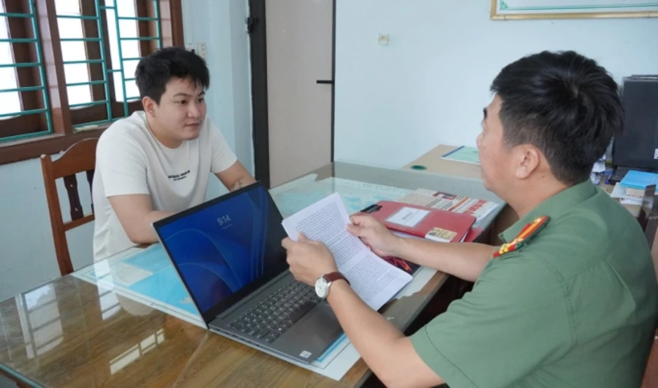 Chiêu đổi sim điện thoại chiếm quyền tài khoản, rút 23 tỷ đồng Chiêu đổi sim điện thoại chiếm quyền tài khoản, rút 23 tỷ đồng