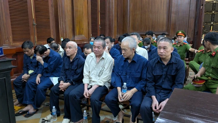 Chiêu trò đào tạo lái xe học nhanh - thi nhanh, giáo viên đánh dấu sẵn đáp án