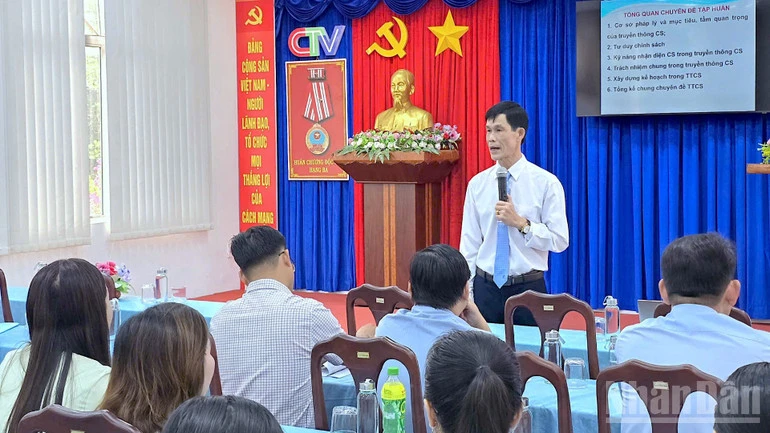 Chớ để những rào cản làm nguội lạnh nhiệt huyết phản biện chính sách của báo chí Cà Mau Chớ để những rào cản làm nguội lạnh nhiệt huyết phản biện chính sách của báo chí Cà Mau