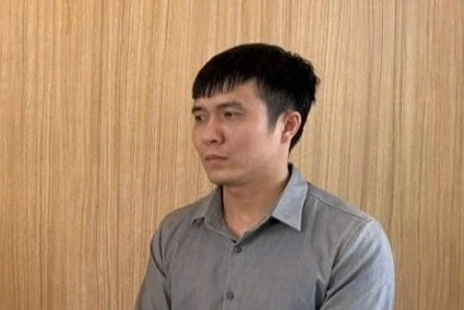 Cho hàn the vào giò lợn, người đàn ông bị khởi tố Cho hàn the vào giò lợn, người đàn ông bị khởi tố