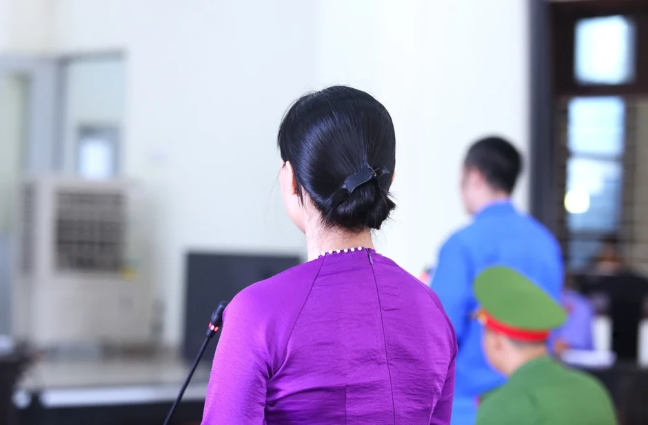 Chồng dùng kéo để xả cơn ghen và lời cảnh tỉnh từ kiểm sát viên