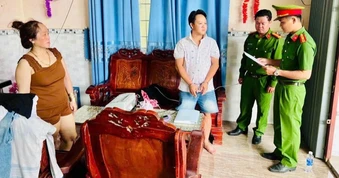 Chồng nhận cá cược bóng đá, vợ ghi lô đề trong mùa World Cup