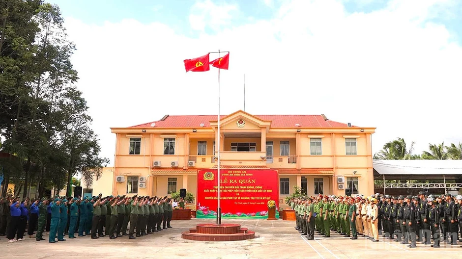 Chủ động giữ vững an ninh, trật tự từ cơ sở Chủ động giữ vững an ninh, trật tự từ cơ sở