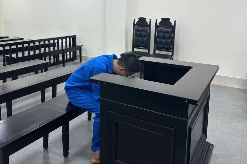 Chủ tịch công ty lừa từ nhân viên tới khách hàng, chiếm đoạt gần 10 tỷ đồng Chủ tịch công ty lừa từ nhân viên tới khách hàng, chiếm đoạt gần 10 tỷ đồng