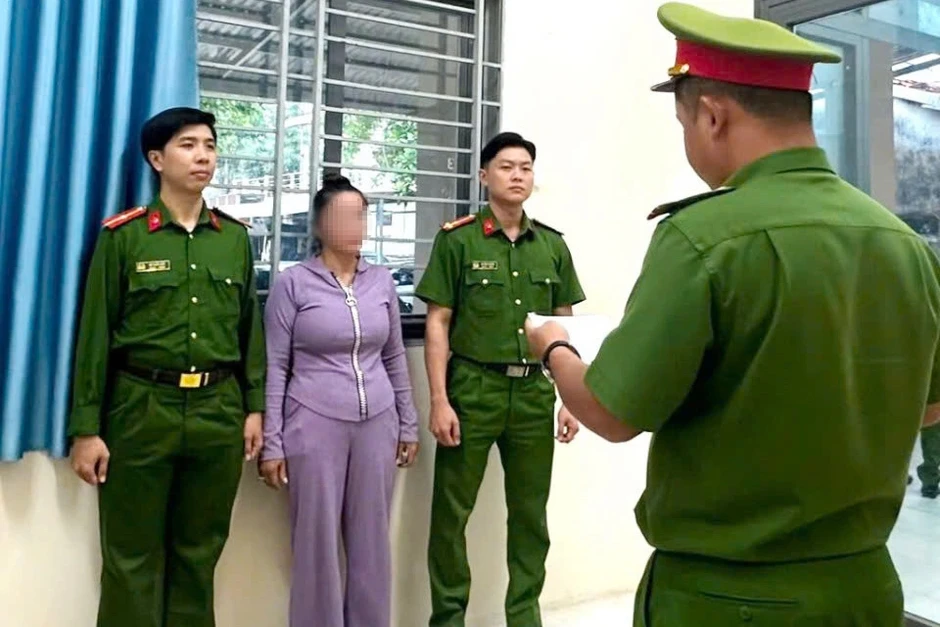 Chứa mại dâm, bà chủ quán cà phê ở Tây Ninh bị khởi tố Chứa mại dâm, bà chủ quán cà phê ở Tây Ninh bị khởi tố