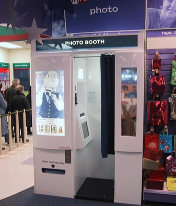 Chụp ảnh photobooth, có nguy cơ lộ dữ liệu cá nhân Chụp ảnh photobooth, có nguy cơ lộ dữ liệu cá nhân