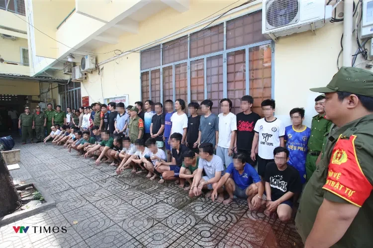 Chuyên án 0526M: Bắt giữ 53 đối tượng liên quan đến ma túy tại phường Bảy Hiền