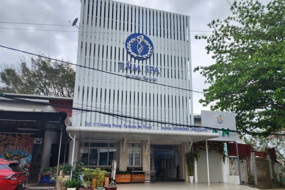 Chuyển hồ sơ của spa có dấu hiệu trốn thuế sang cơ quan công an Chuyển hồ sơ của spa có dấu hiệu trốn thuế sang cơ quan công an
