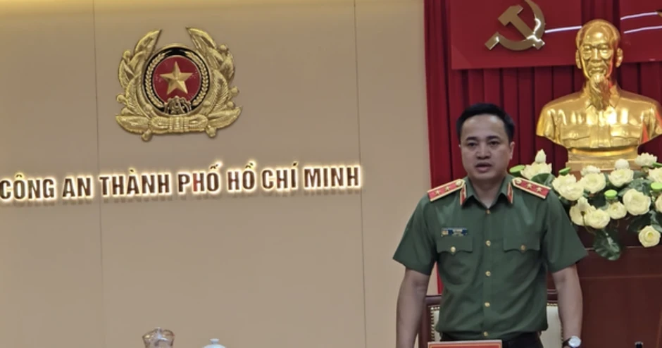 CLIP Trung tướng Mai Hoàng: Xử nghiêm các đối tượng gây án trên lãnh thổ Việt Nam CLIP Trung tướng Mai Hoàng: Xử nghiêm các đối tượng gây án trên lãnh thổ Việt Nam