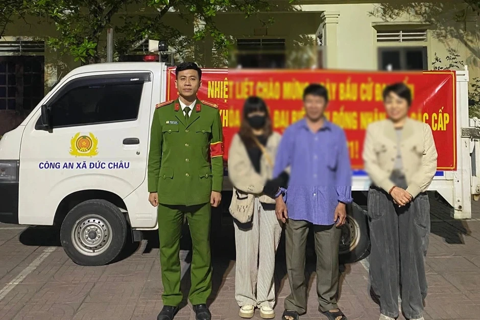 Cô gái đi hàng trăm kilomet với tâm lý bất ổn, nghi bị "bắt cóc online"