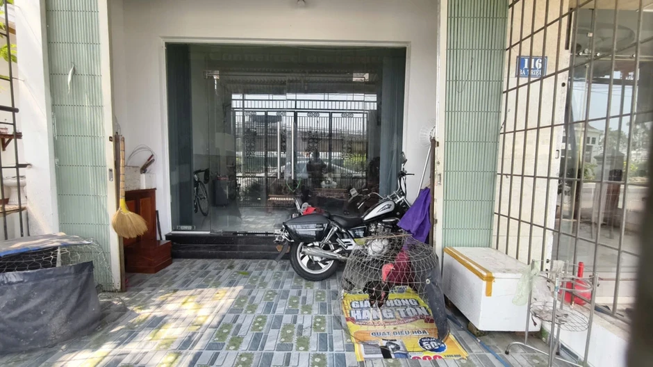 Cơ quan Thi hành án dân sự nói về vụ nhà trúng đấu giá bị chiếm ở Quảng Ngãi Cơ quan Thi hành án dân sự nói về vụ nhà trúng đấu giá bị chiếm ở Quảng Ngãi