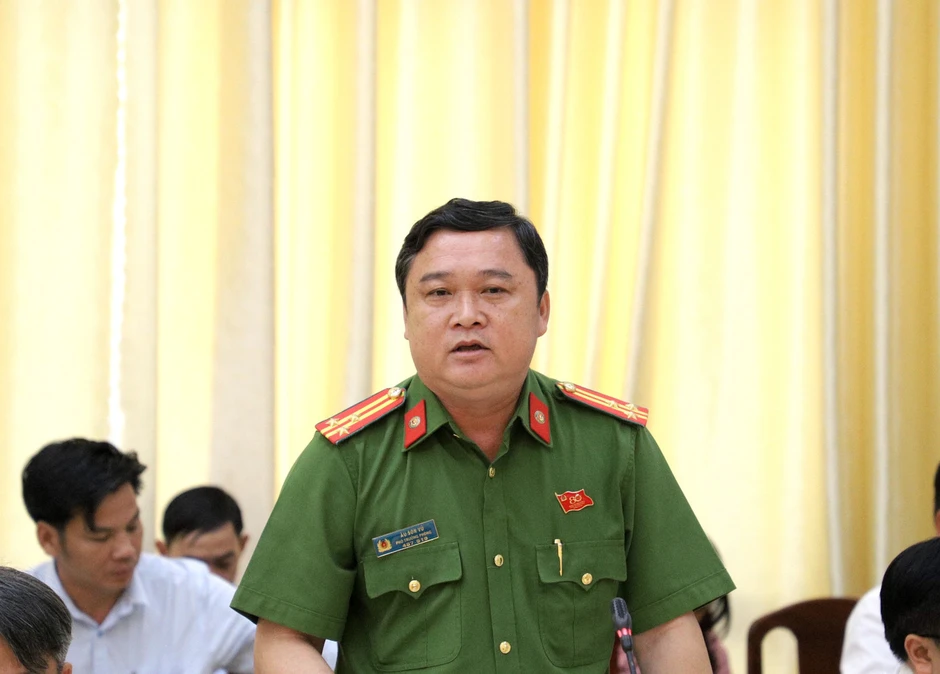 Công an Cần Thơ thông tin vụ dàn cảnh cướp giật tại Khu du lịch Liên Hoa Bảo Tháp Công an Cần Thơ thông tin vụ dàn cảnh cướp giật tại Khu du lịch Liên Hoa Bảo Tháp