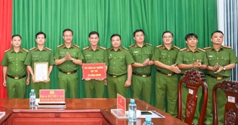 Công an Cần Thơ vượt 500km truy bắt kẻ giết người, cướp tài sản ở Campuchia