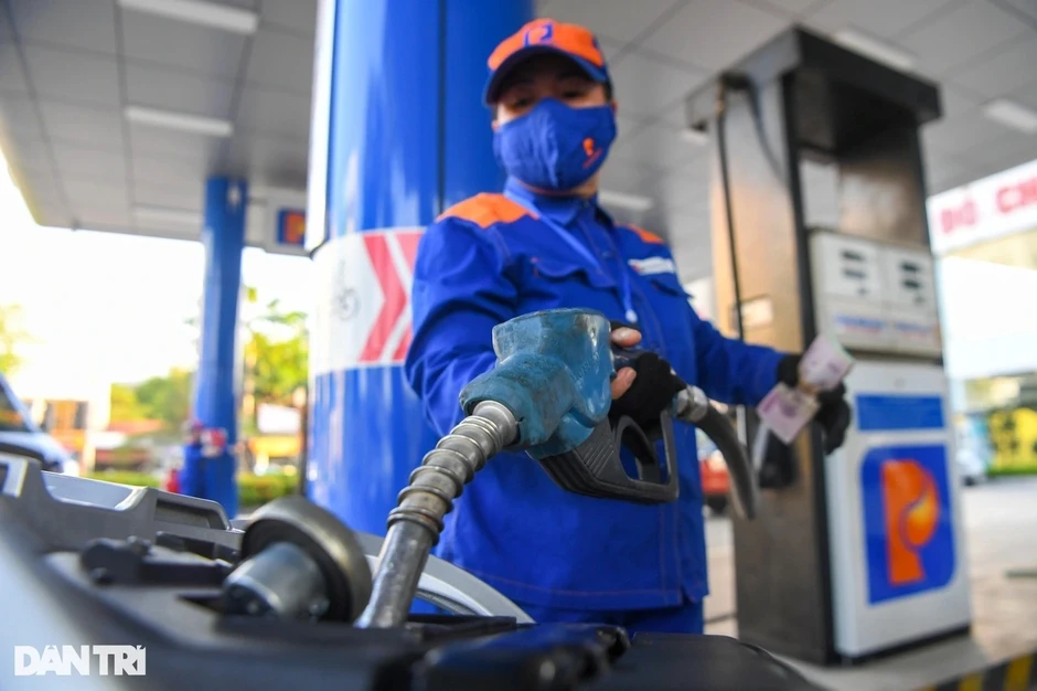 Công an cảnh báo vi phạm pháp luật về thuế trong kinh doanh xăng dầu Công an cảnh báo vi phạm pháp luật về thuế trong kinh doanh xăng dầu