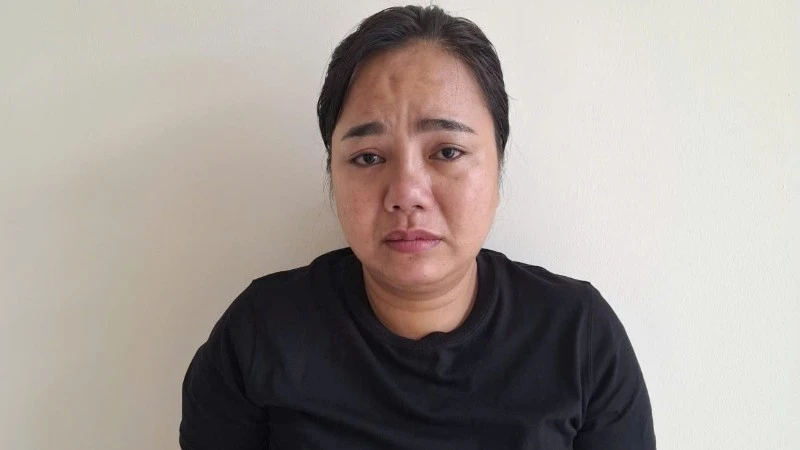 Công an Đà Nẵng triệt phá đường dây mua bán người dưới 16 tuổi Công an Đà Nẵng triệt phá đường dây mua bán người dưới 16 tuổi