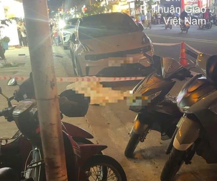 Công an điều tra vụ khách nước ngoài tử vong trước cửa khách sạn ở TPHCM Công an điều tra vụ khách nước ngoài tử vong trước cửa khách sạn ở TPHCM