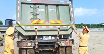 Công an Đồng Nai tổng kiểm tra gần 4.000 xe tải, xe ben, xe đầu kéo