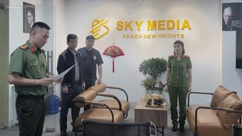 Công an Hà Nội bắt giữ nhóm lừa đảo tại Công ty Sky Media
