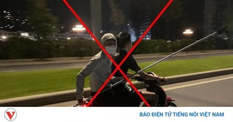 Công an Hà Nội liên tiếp bắt giữ các nhóm thanh thiếu niên mang hung khí dạo phố