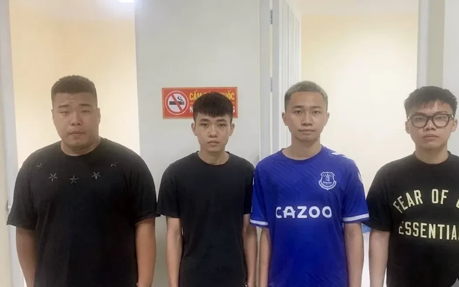 Công an Hà Nội liên tiếp phát hiện các vụ đánh bạc, cá cược trực tuyến Công an Hà Nội liên tiếp phát hiện các vụ đánh bạc, cá cược trực tuyến