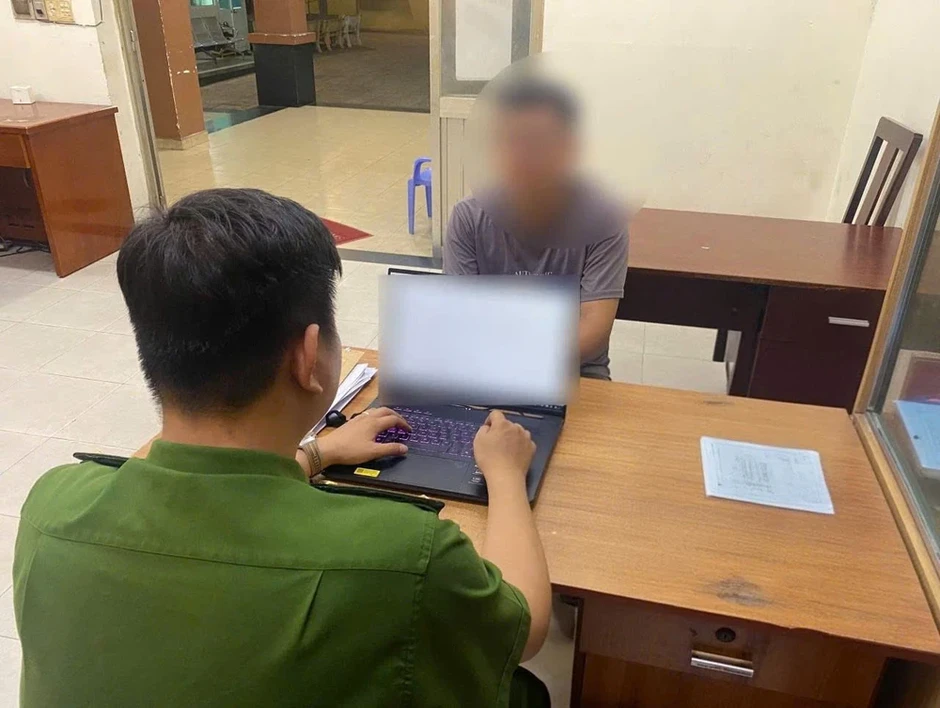 Công an khởi tố 2 người đàn ông rượt đuổi, đánh nhau ở đường Trường Chinh Công an khởi tố 2 người đàn ông rượt đuổi, đánh nhau ở đường Trường Chinh